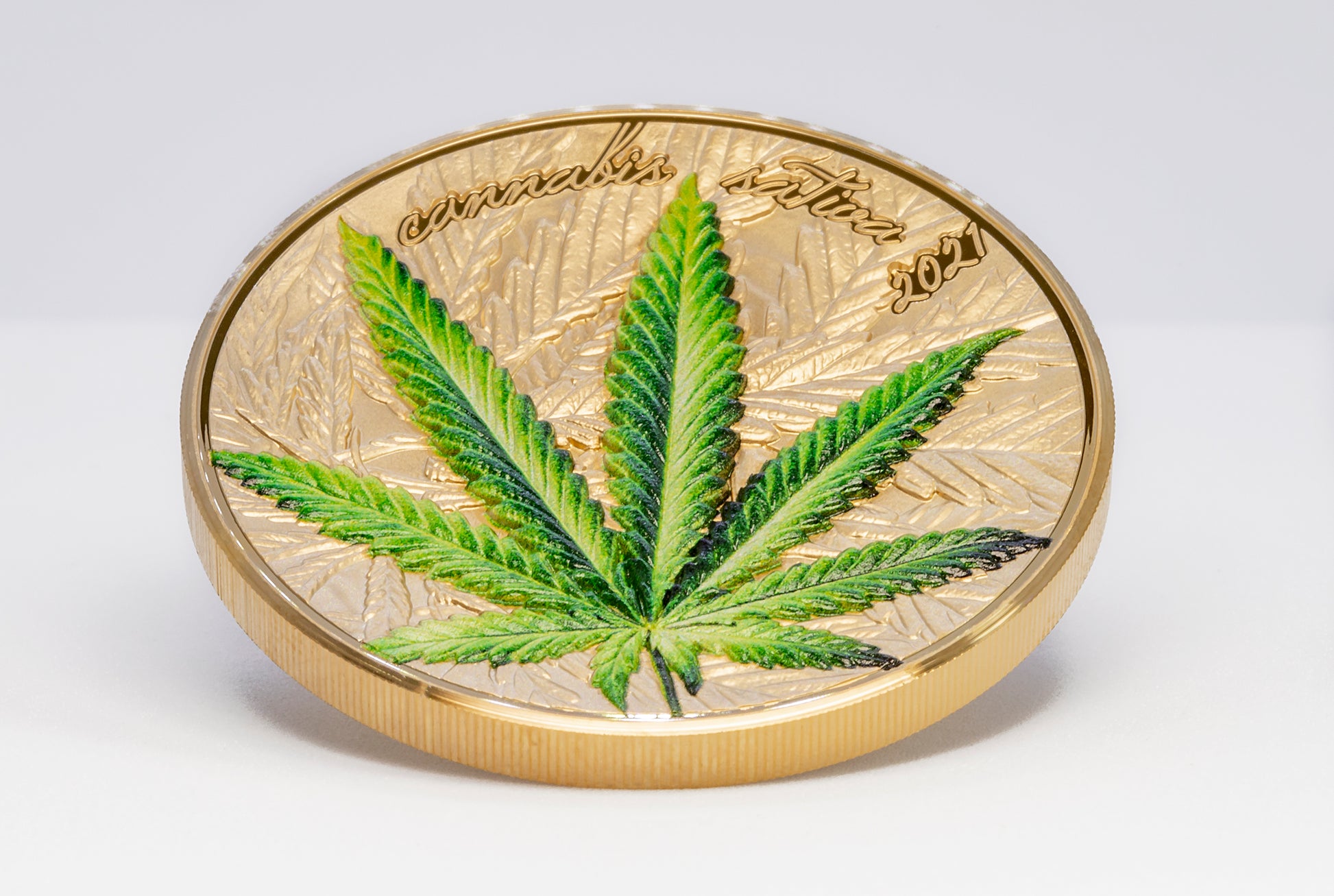 Benin 2021 | Cannabis Sativa Gilded Proof | 1 Oz 999 Silbermünze 1000 Francs